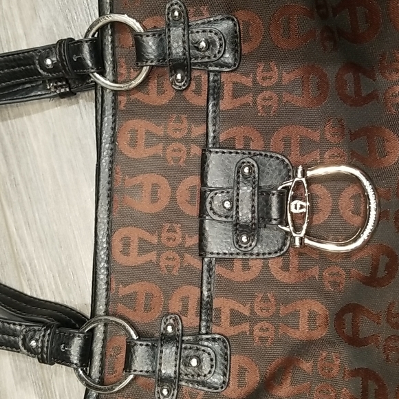 Etienne Aigner Bags Etienne Aigner Est 949 Large Handbag Wshoulder